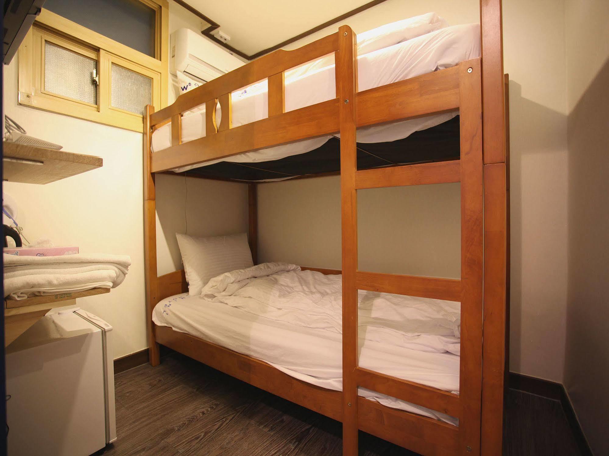 W Mini Hotel Dongdaemoon Seoul Exterior photo